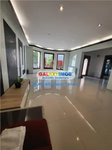 Casă 4 camere Pitești - poza 2