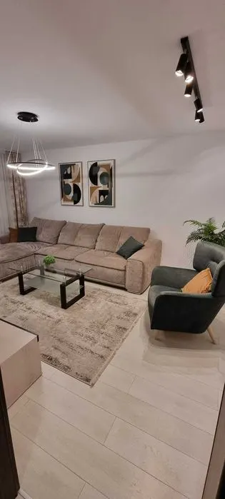 Apartament 2 camere Brașov - poza 1