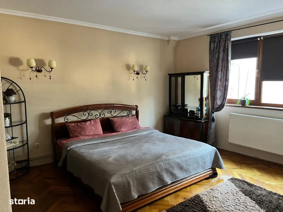 Apartament 3 camere Brașov - poza 1