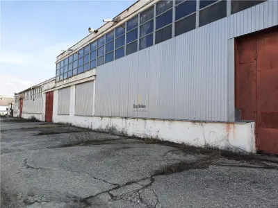 Spatiu Industrial - 1350 mp - Productie - Depozitare - Distributie - Brasov