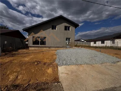 Schimb cu apartament, casa noua cu etaj, in cartier nou Tautii Magheraus - Tautii-Magheraus