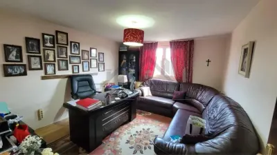 Copou, Sararie ,  Vila P+E  su.= 240mp mp Teren = 750 zona linistita - Iasi