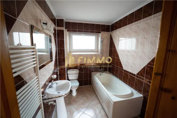 Casă 4 camere Suceava - poza 14