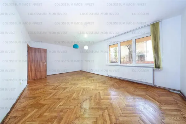 Apartament 3 camere Brașov - poza 1