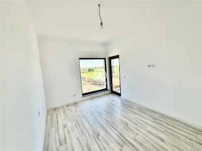Casă 4 camere Miroslava - poza 12