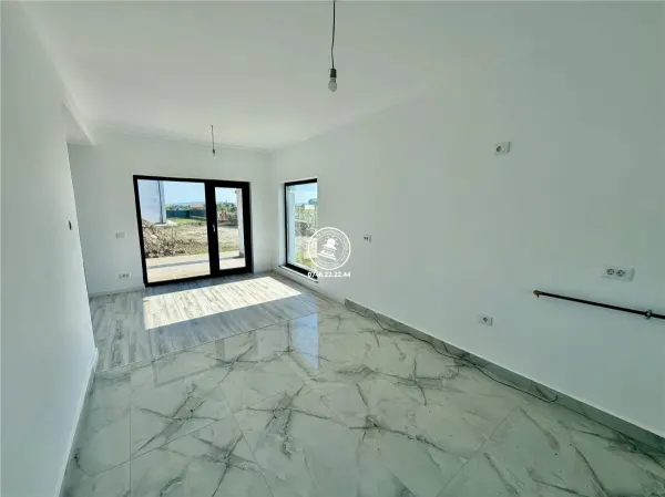 Casă 4 camere Miroslava - poza 9
