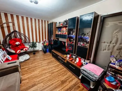 Apartament 3 camere Dristor Fizicienilor cu 2bai si Balcon - Bucuresti