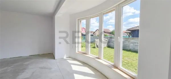 Casă 5 camere Nojorid - poza 2