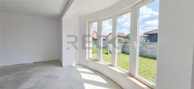 Casă 5 camere Nojorid - poza 2