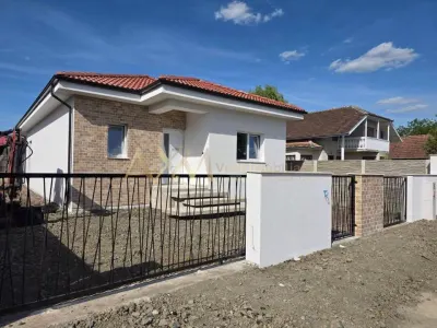 Casă 3 camere Giarmata - poza 3