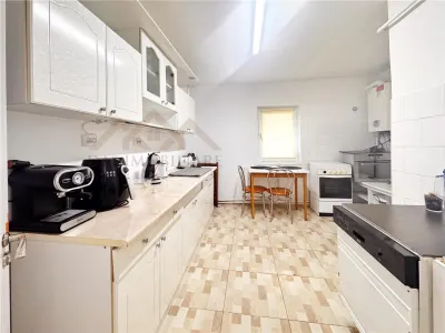 Apartament 3 camere Baia Mare - poza 2