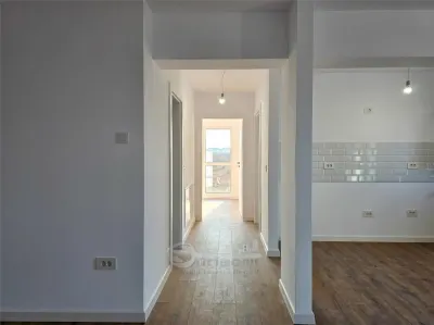 Apartament Nou 3 Camere  Incalzire in Pardoseala Bloc cu Lift - Iasi