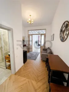 RECO Apartament ultracentral Oradea ideal pentru cabinet/birou/activitate profesională - Oradea