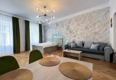 Apartament 93 mp la casa de vanzare - strada Mitropoliei, Sibiu - Sibiu