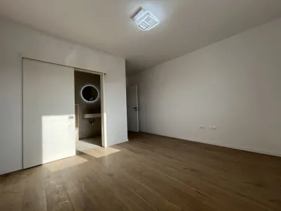 Apartament 3 camere Tractorul- Mosaic Residence , liber , 179500 Euro - Brasov