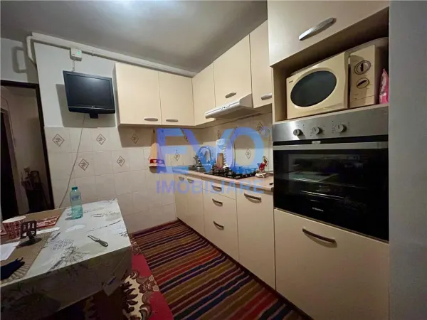 Apartament 3 camere Iași - poza 8