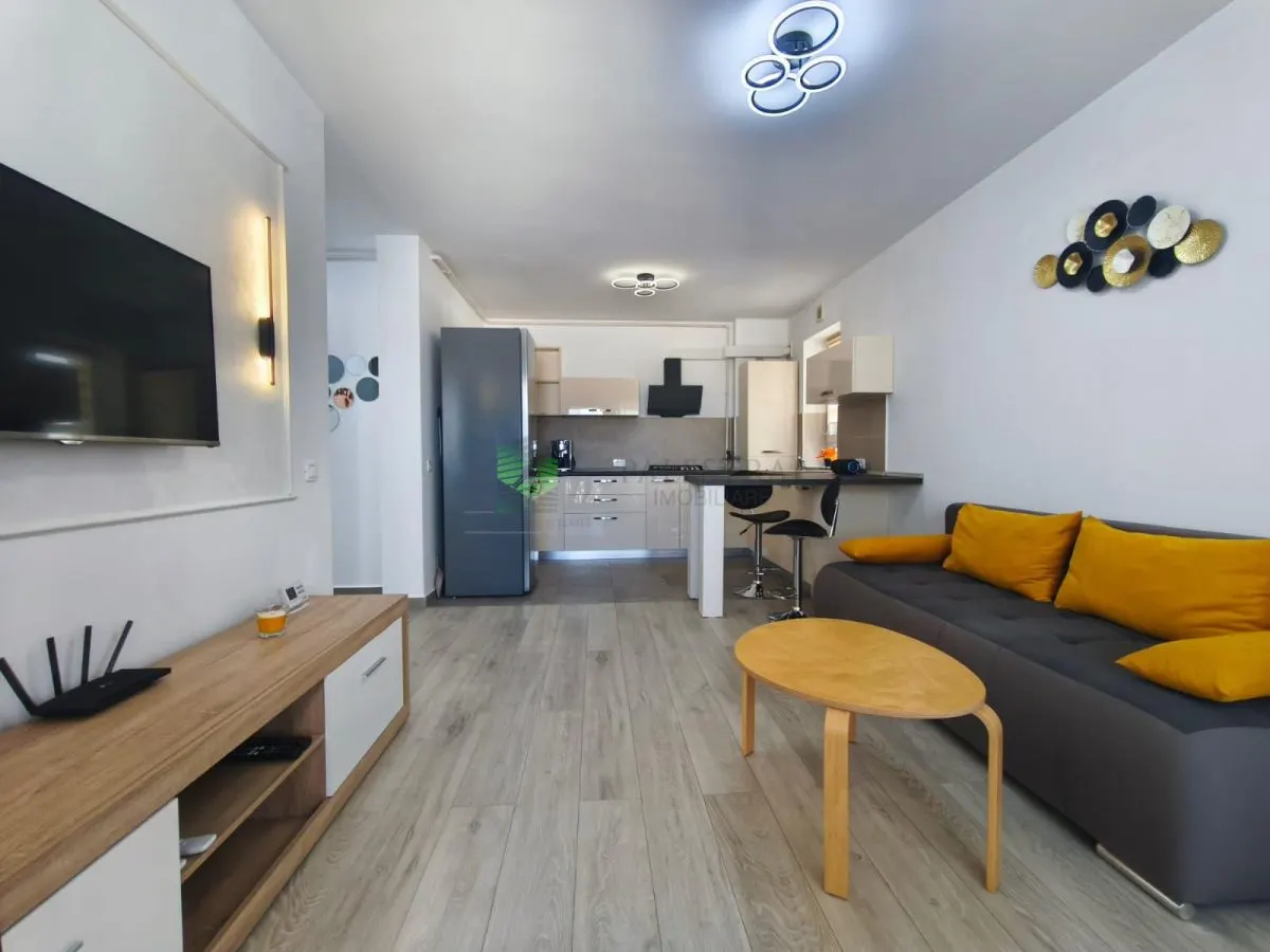 Apartament 2 camere Brașov - poza 1