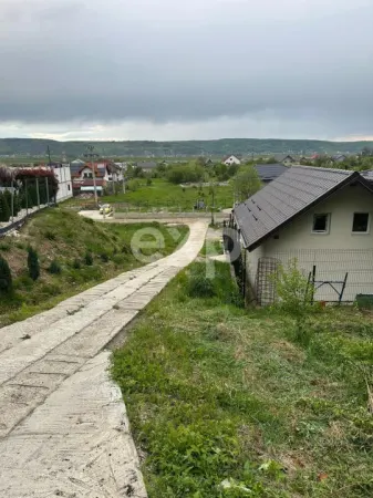 Teren Bascov - poza 3