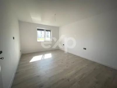 Apartament 3 camere Pitești - poza 11