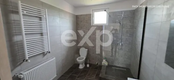 Casă 8 camere Voinești - poza 14