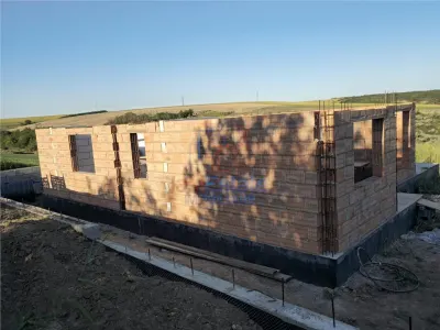 Casa plan parter in Aroneanu Dorobant - Aroneanu