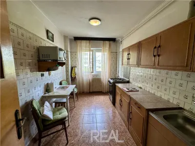 Apartament 3 camere Militari Apusului, 71 mp, etaj 3, metrou aproape - Bucuresti