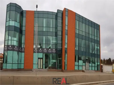 Spatiu comercial pretabil showroom / retail in Pipera - Bucuresti