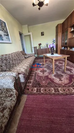 Apartament 3 camere Onești - poza 2
