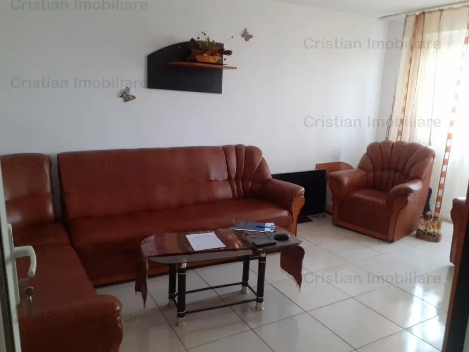 Apartament 3 camere Brăila - poza 1
