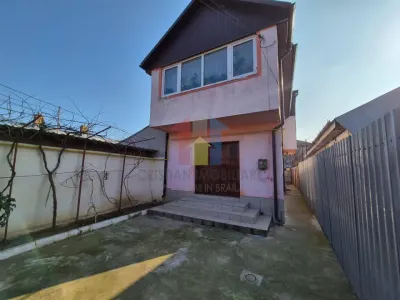 Vila P+1+M /Teren 200 mp 5 Cam caramida zona Chercea - Braila