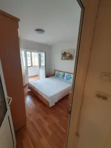 Apartament 2 camere zona Judetean ,mobilat,115000 Euro - Brasov