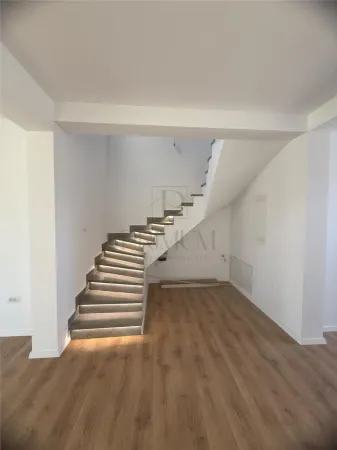 Casă 5 camere Moșnița Nouă - poza 3