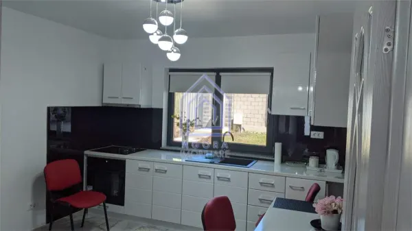 Casă 4 camere Suceava - poza 9