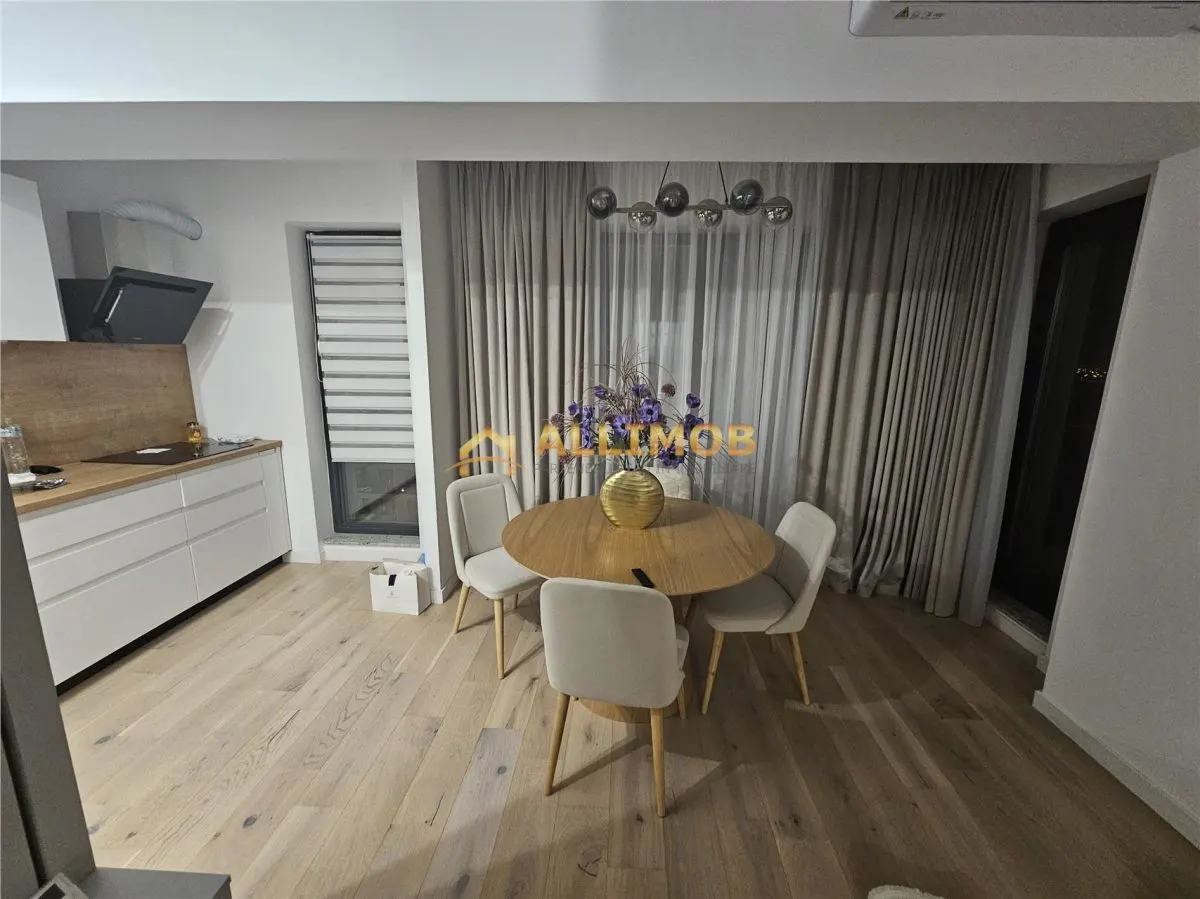 Apartament 3 camere București - poza 1