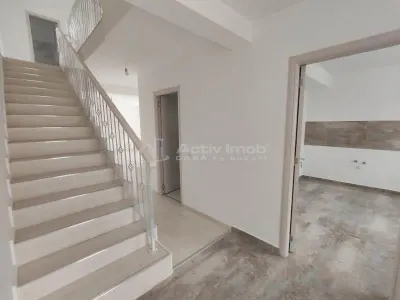 Casă 4 camere București - poza 3