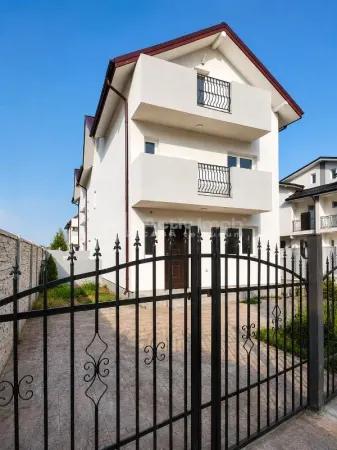 Casă 4 camere București - poza 1