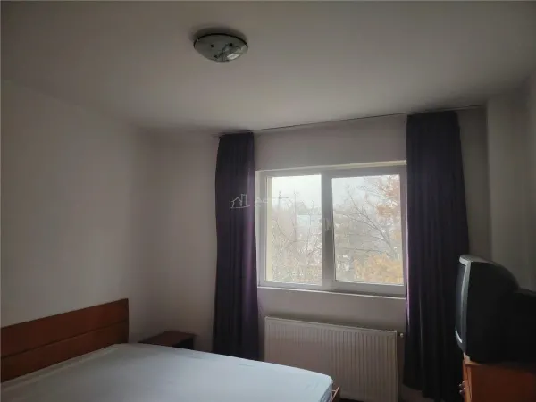 Apartament 3 camere Ploiești - poza 3