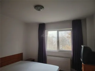 Apartament 3 camere Ploiești - poza 3
