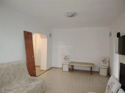Apartament 3 camere Ploiești - poza 4