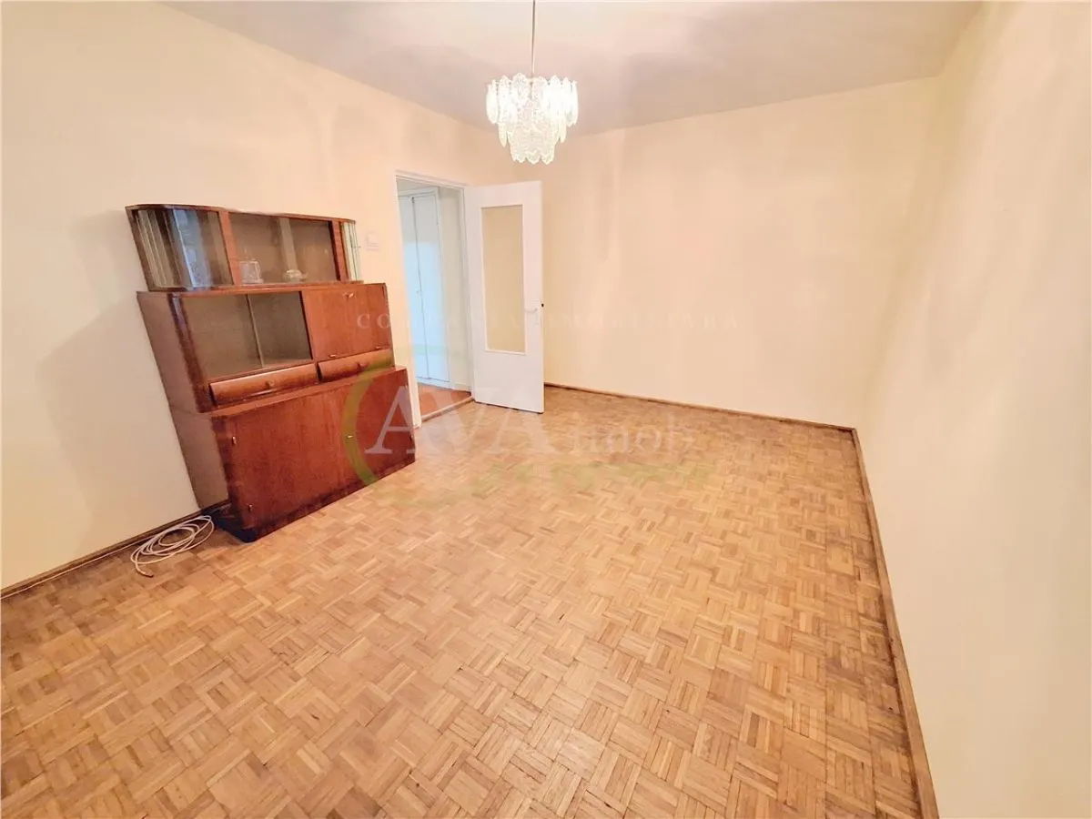 Apartament 2 camere Bacău - poza 1