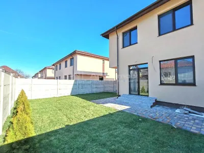 Casa- Vila - Prelungirea Ghencea -Cartierul Latin- 215000E TVA INCLUS - Comision 0 ! - Bucuresti