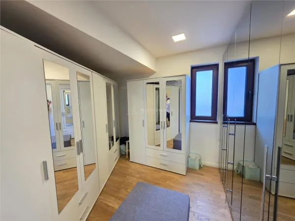Casă 10 camere Mogoșoaia - poza 16