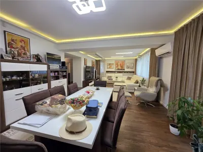 Casă 10 camere Mogoșoaia - poza 4