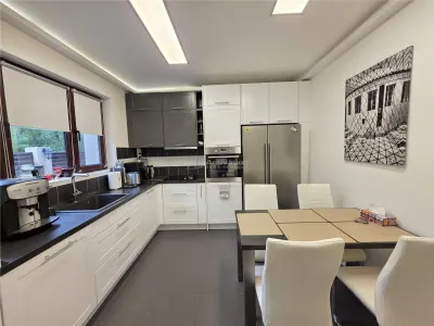 Casă 10 camere Mogoșoaia - poza 8