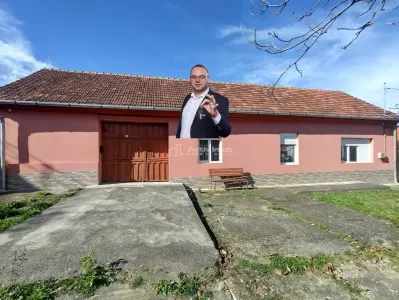 Nicolint, Casa la Cheie, 5 Camere, Mobilata Utilata, Pret FIX - Nicolint