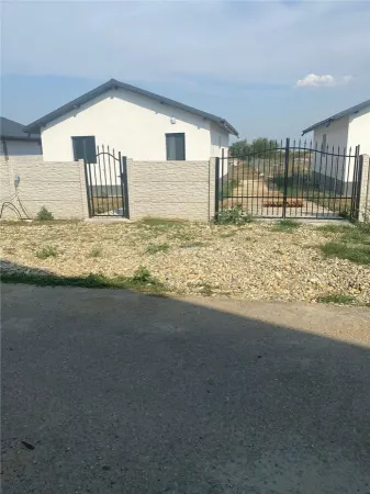 Casă 3 camere Mihailesti - poza 1
