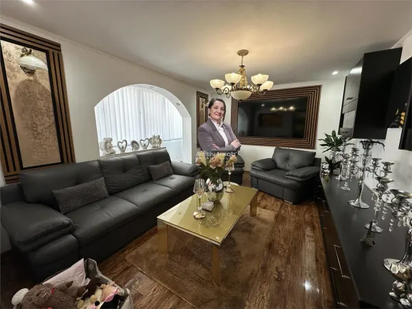 Apartament 3 camere Reșița - poza 1
