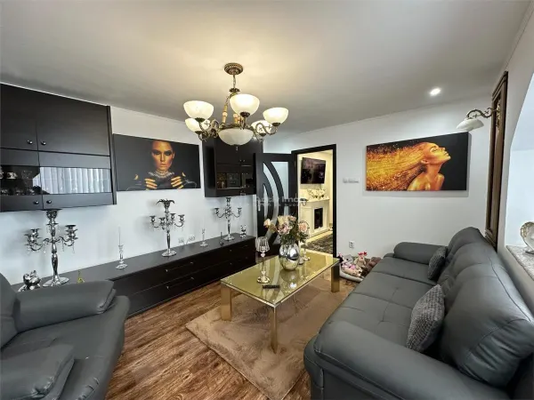 Apartament 3 camere Reșița - poza 15