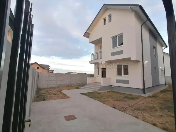 Casă 4 camere București - poza 1