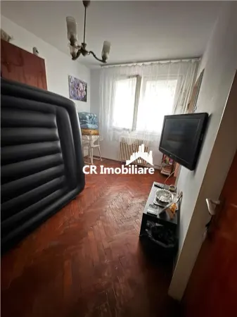 Apartament 3 camere București - poza 2
